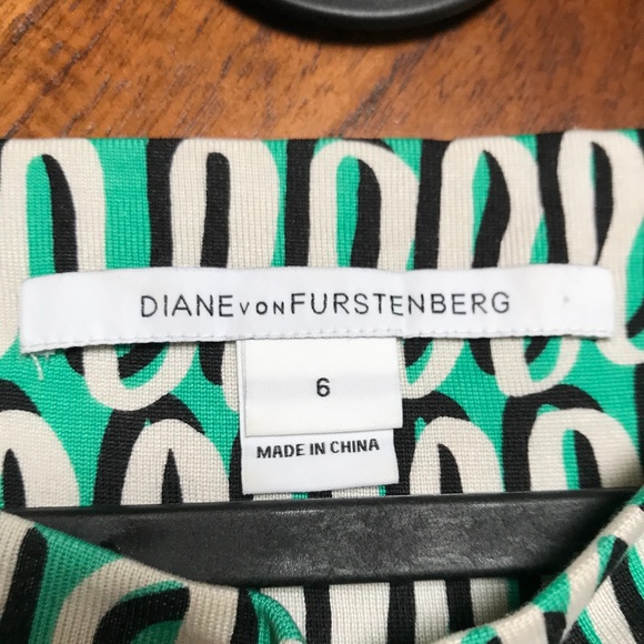 🌵Diane von Furstenberg Green Retro Dress - Picture 3 of 7